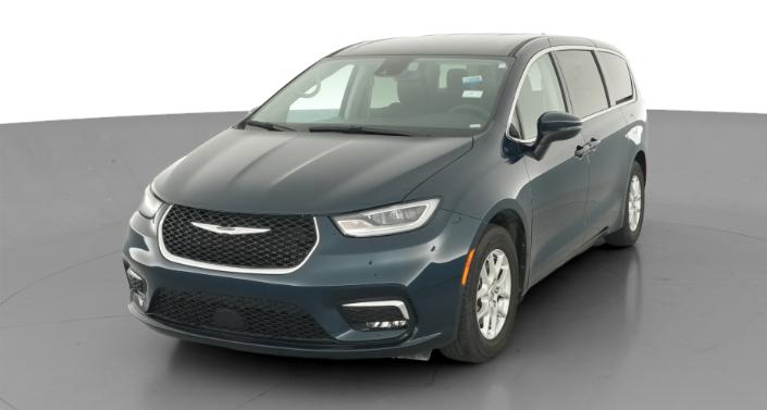 Thumbnail: 2023 Chrysler Pacifica - 1