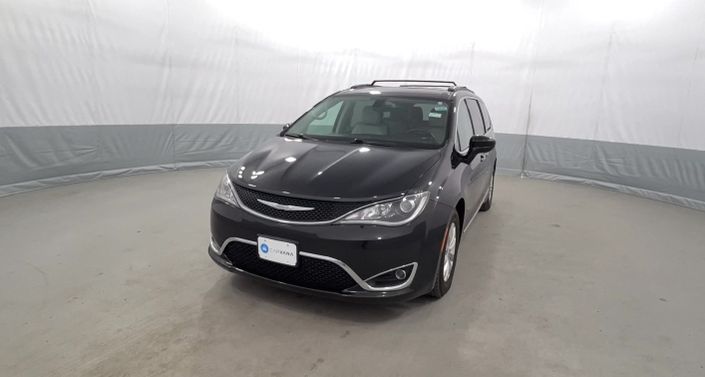 Thumbnail: 2017 Chrysler Pacifica - 1