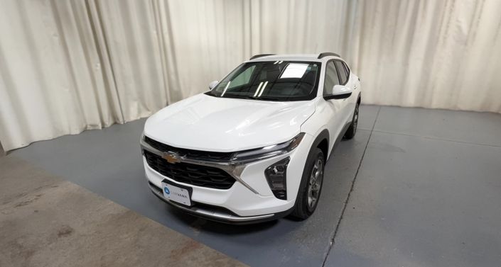 Thumbnail: 2025 Chevrolet Trax - 1