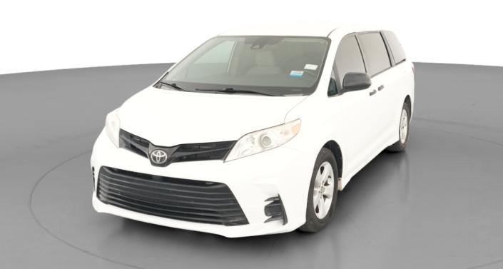 Thumbnail: 2019 Toyota Sienna - 1