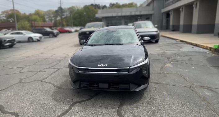 Thumbnail: 2025 Kia K4 - 1