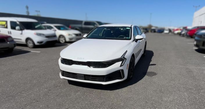 Thumbnail: 2025 Kia K5 - 1