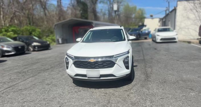 Thumbnail: 2025 Chevrolet Trax - 1