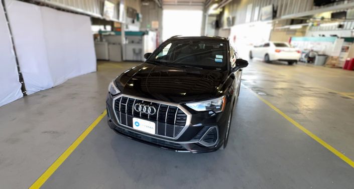 Thumbnail: 2021 Audi Q3 - 1
