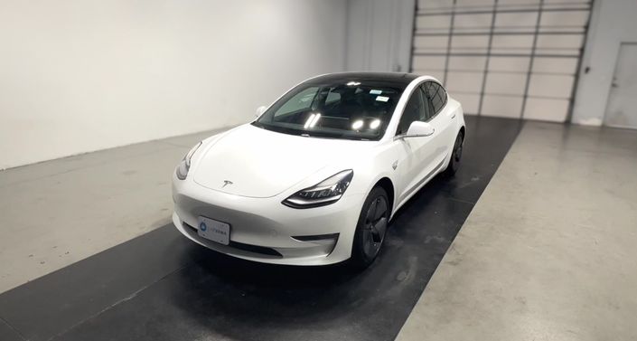 Thumbnail: 2020 Tesla Model 3 - 1