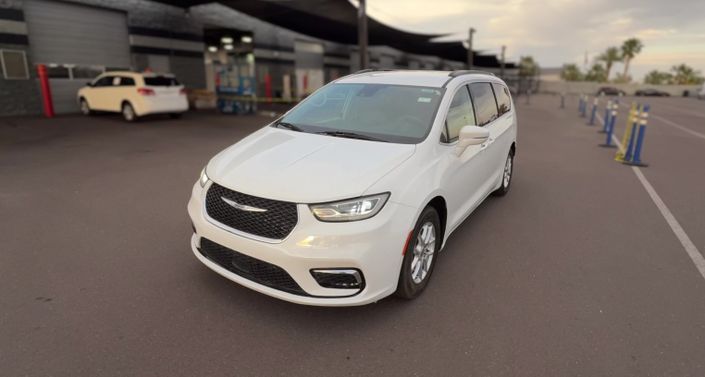 Thumbnail: 2022 Chrysler Pacifica - 1