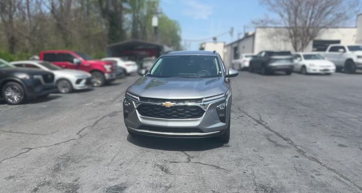 Thumbnail: 2025 Chevrolet Trax - 1