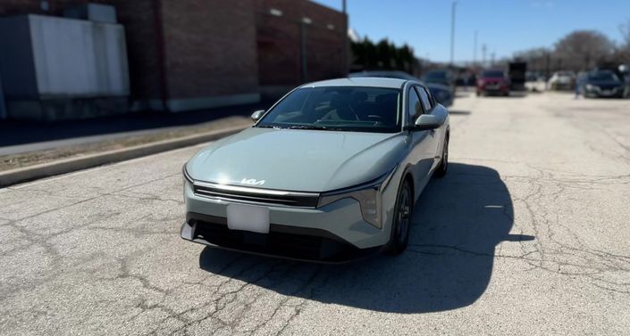 Thumbnail: 2025 Kia K4 - 1