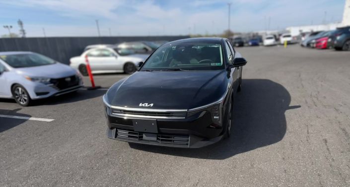 Thumbnail: 2025 Kia K4 - 1