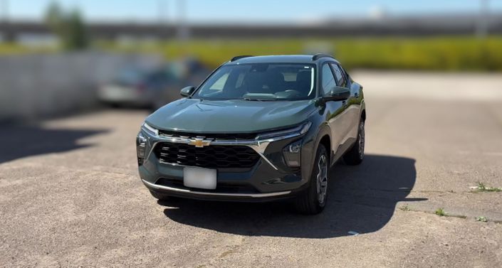 Thumbnail: 2025 Chevrolet Trax - 1