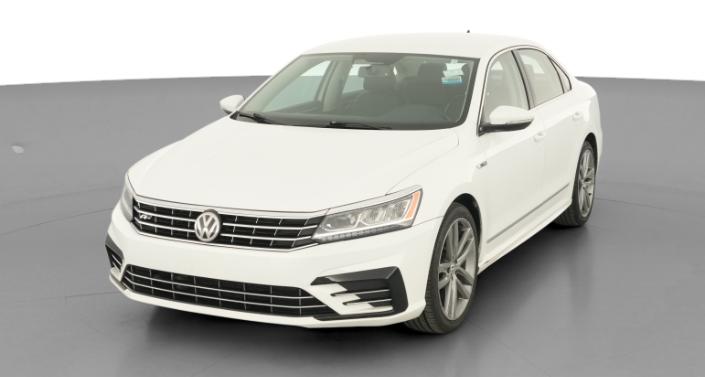 Thumbnail: 2017 Volkswagen Passat - 1