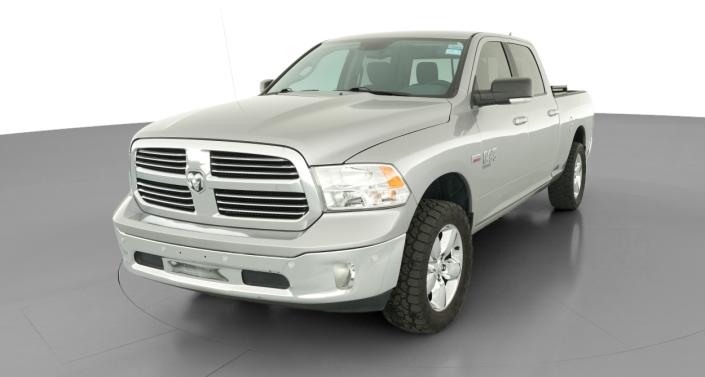 Thumbnail: 2019 RAM 1500 Classic - 1