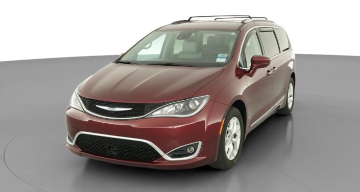 Thumbnail: 2017 Chrysler Pacifica - 1