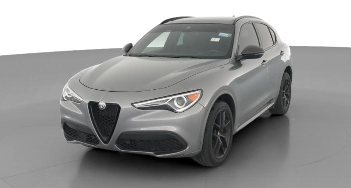 Thumbnail: 2020 Alfa Romeo Stelvio - 1