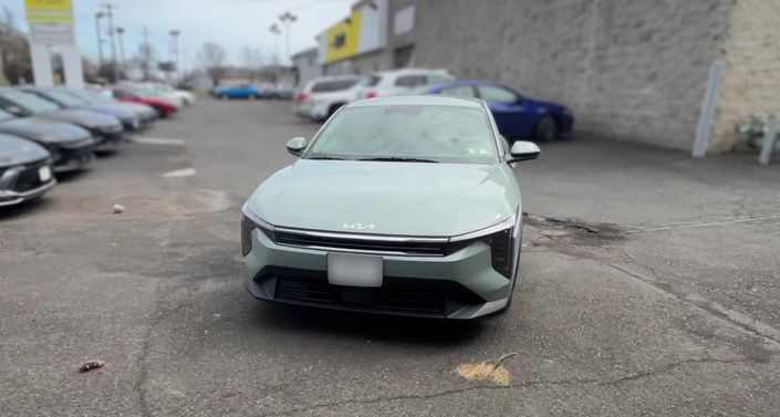 Thumbnail: 2025 Kia K4 - 1