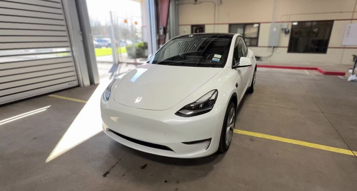 Thumbnail: 2024 Tesla Model Y - 1