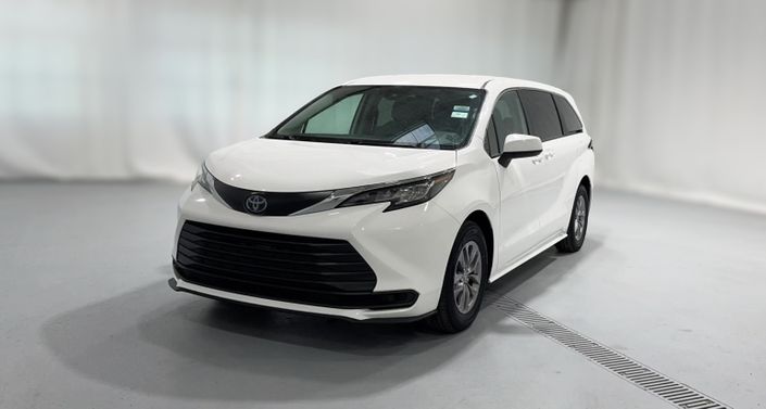 Thumbnail: 2023 Toyota Sienna - 1