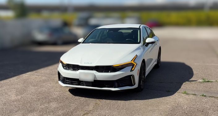 Thumbnail: 2025 Kia K5 - 1