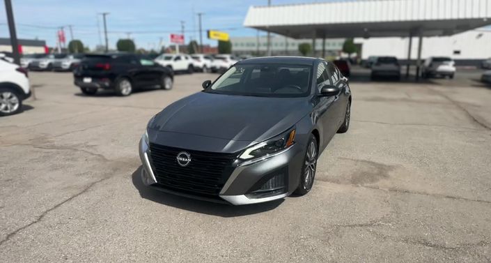 Thumbnail: 2025 Nissan Altima - 1