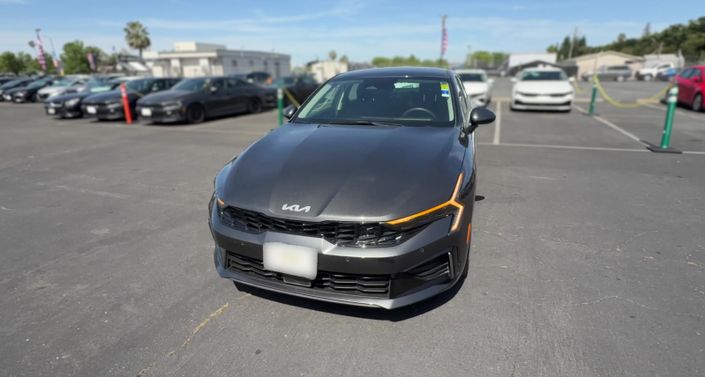 Thumbnail: 2025 Kia K5 - 1