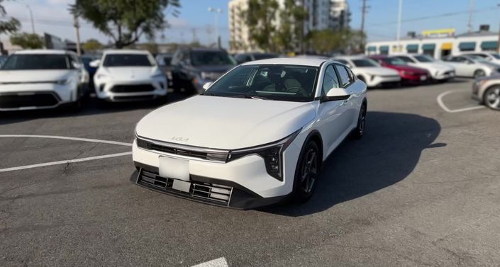 Thumbnail: 2025 Kia K4 - 1