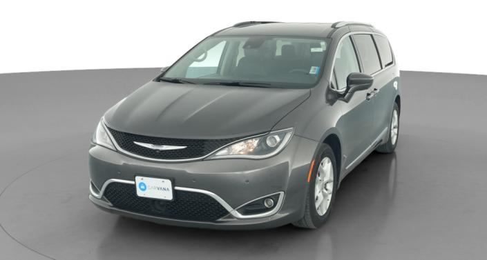 Thumbnail: 2017 Chrysler Pacifica - 1