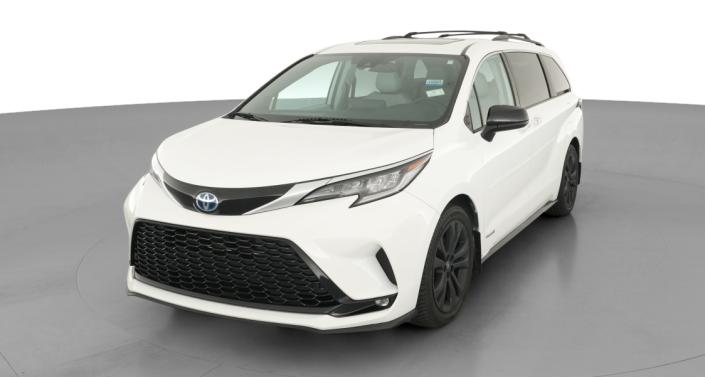 Thumbnail: 2021 Toyota Sienna - 1
