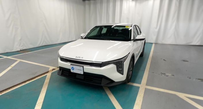 Thumbnail: 2025 Kia K4 - 1