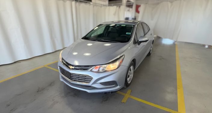 Thumbnail: 2017 Chevrolet Cruze - 1