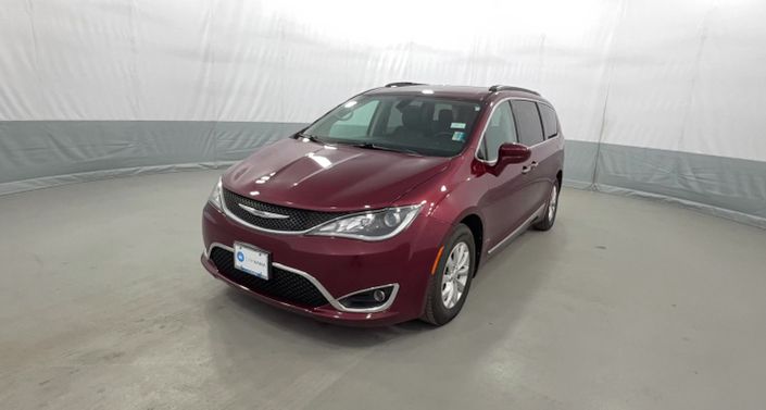 Thumbnail: 2017 Chrysler Pacifica - 1