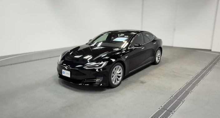 Thumbnail: 2016 Tesla Model S - 1