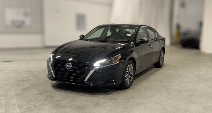 Thumbnail: 2025 Nissan Altima - 1