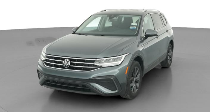 Thumbnail: 2022 Volkswagen Tiguan - 1
