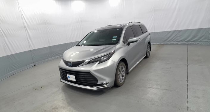 Thumbnail: 2024 Toyota Sienna - 1