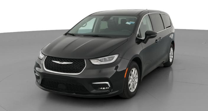 Thumbnail: 2023 Chrysler Pacifica - 1