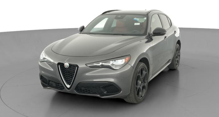 Thumbnail: 2024 Alfa Romeo Stelvio - 1