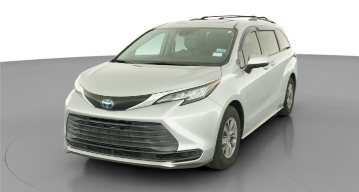 Thumbnail: 2021 Toyota Sienna - 1