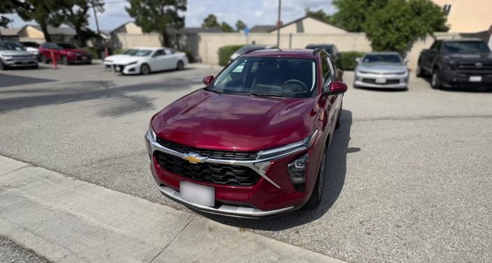 Thumbnail: 2025 Chevrolet Trax - 1