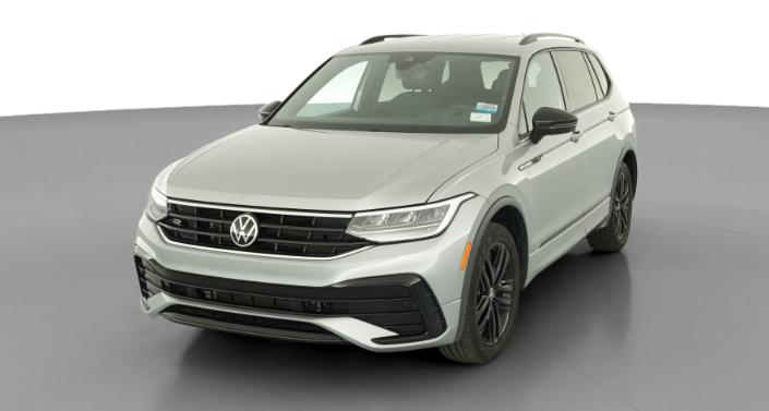 Thumbnail: 2022 Volkswagen Tiguan - 1