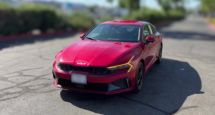 Thumbnail: 2025 Kia K5 - 1