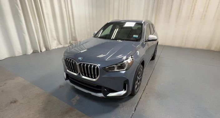 Thumbnail: 2024 BMW X1 - 1