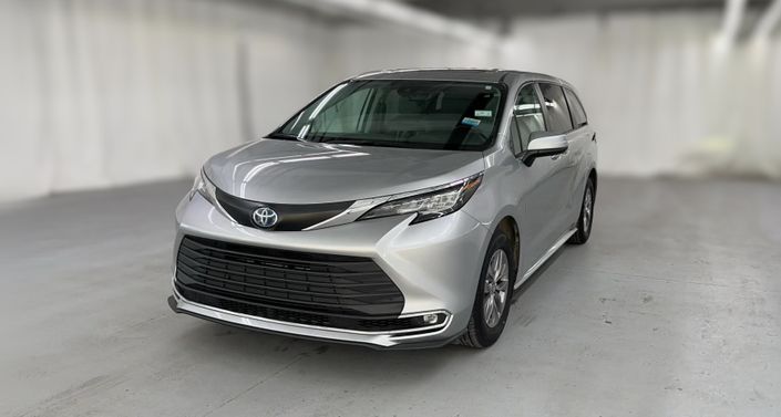 Thumbnail: 2023 Toyota Sienna - 1