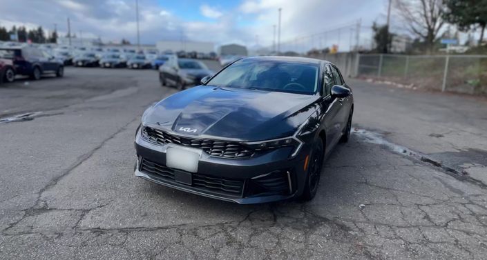 Thumbnail: 2025 Kia K5 - 1