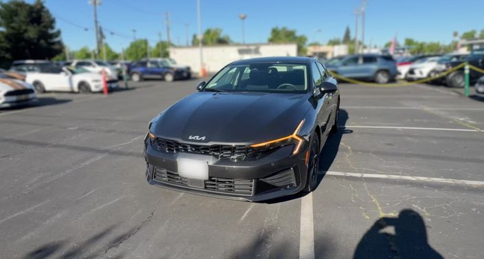 Thumbnail: 2025 Kia K5 - 1