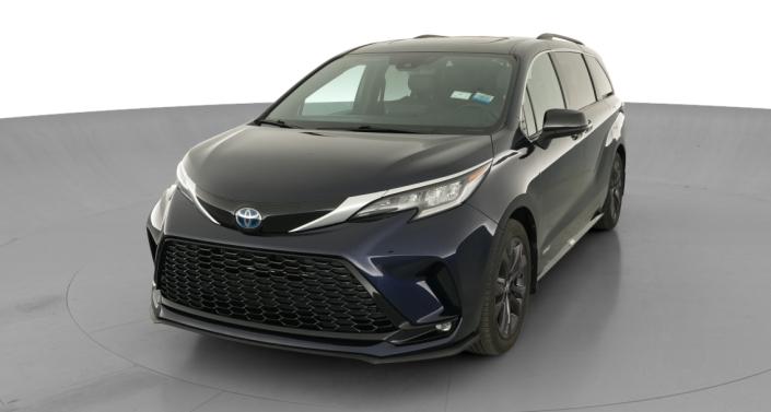 Thumbnail: 2021 Toyota Sienna - 1
