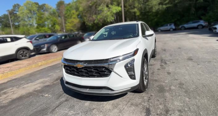 Thumbnail: 2025 Chevrolet Trax - 1