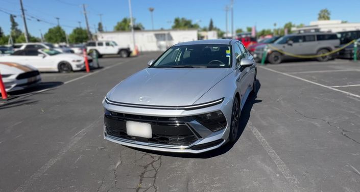 Thumbnail: 2025 Hyundai Sonata - 1