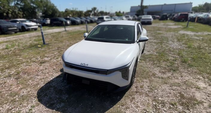 Thumbnail: 2025 Kia K4 - 1