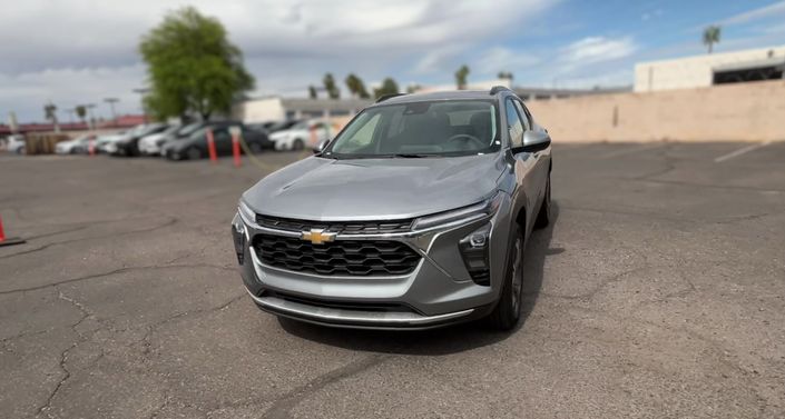 Thumbnail: 2025 Chevrolet Trax - 1