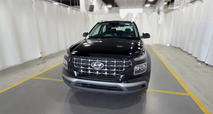 Thumbnail: 2023 Hyundai Venue - 1